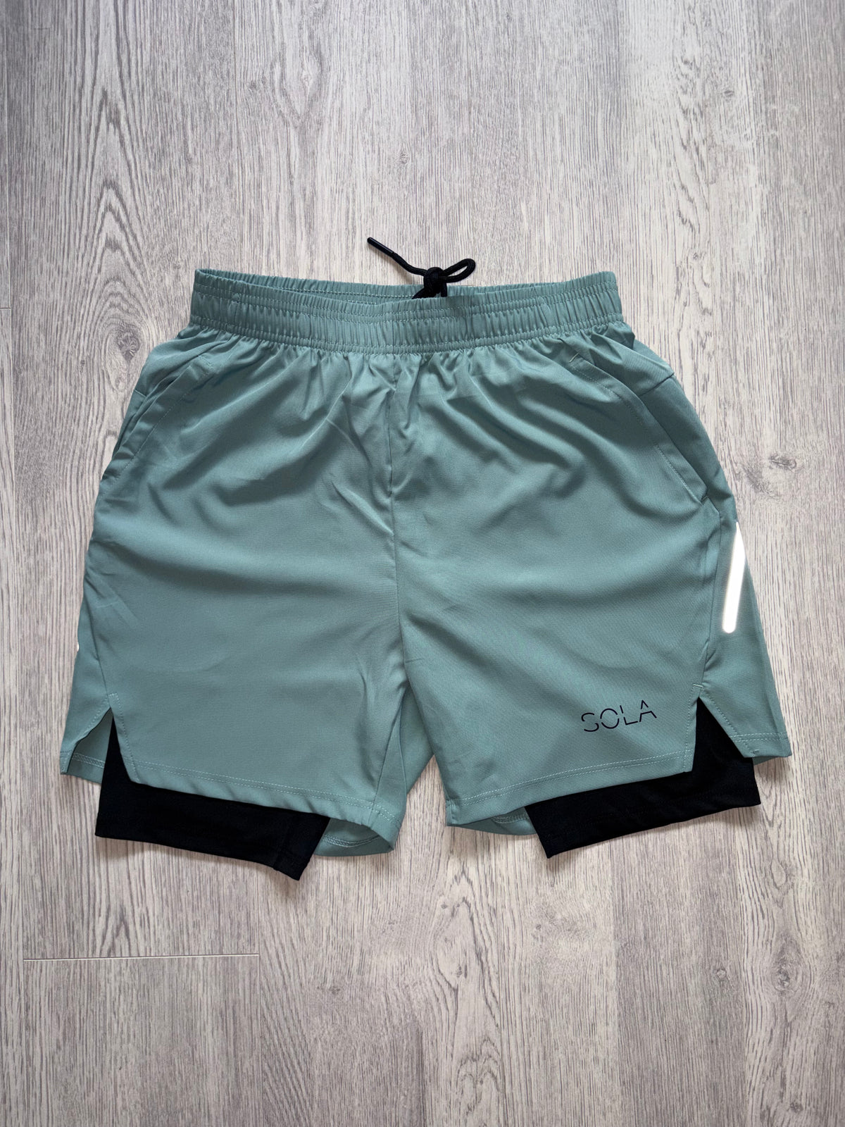 Performance Shorts in Mint Green