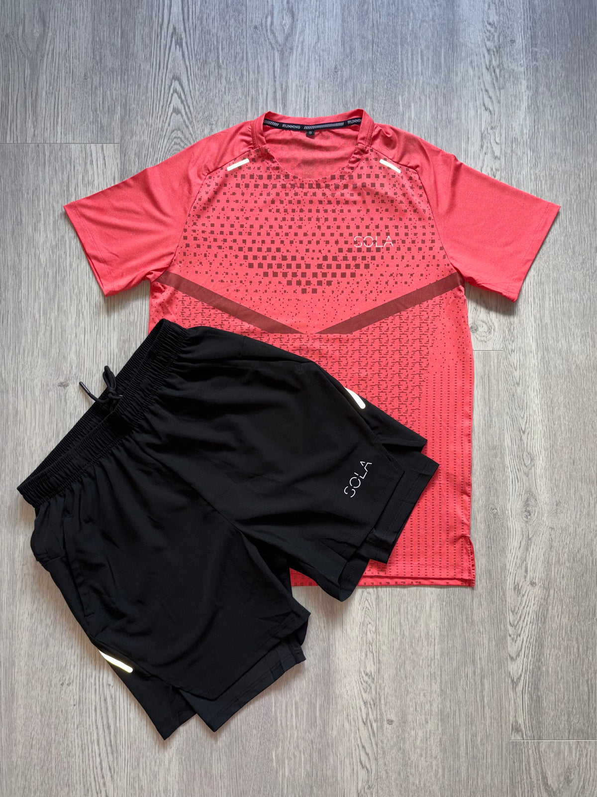 Pace/Performance Set in Coral Red